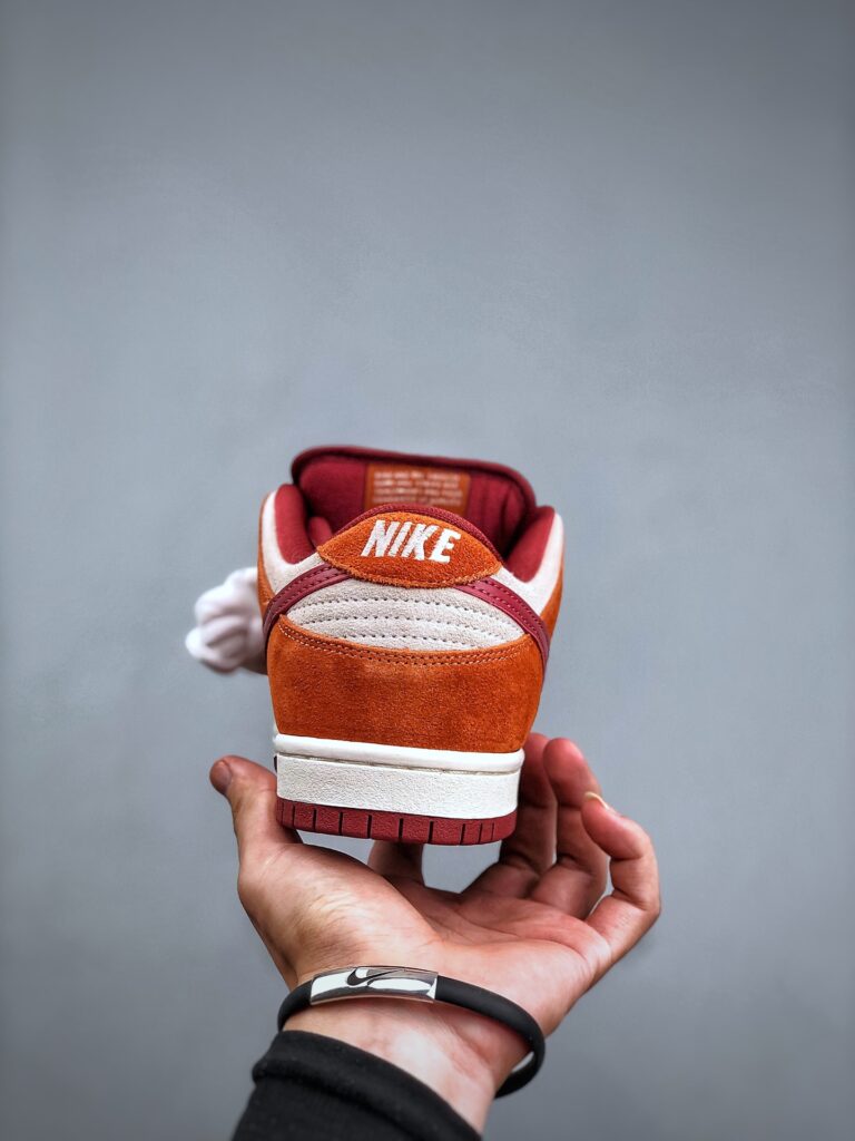 图片[6]-支持放店 王一博同款，耐克/Nike SB Dunk Low Pro”Dark Russet”扣篮系列低帮休闲运动滑板板鞋“砖红深棕”-灵梦百货