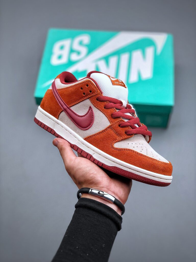 图片[9]-支持放店 王一博同款，耐克/Nike SB Dunk Low Pro”Dark Russet”扣篮系列低帮休闲运动滑板板鞋“砖红深棕”-灵梦百货